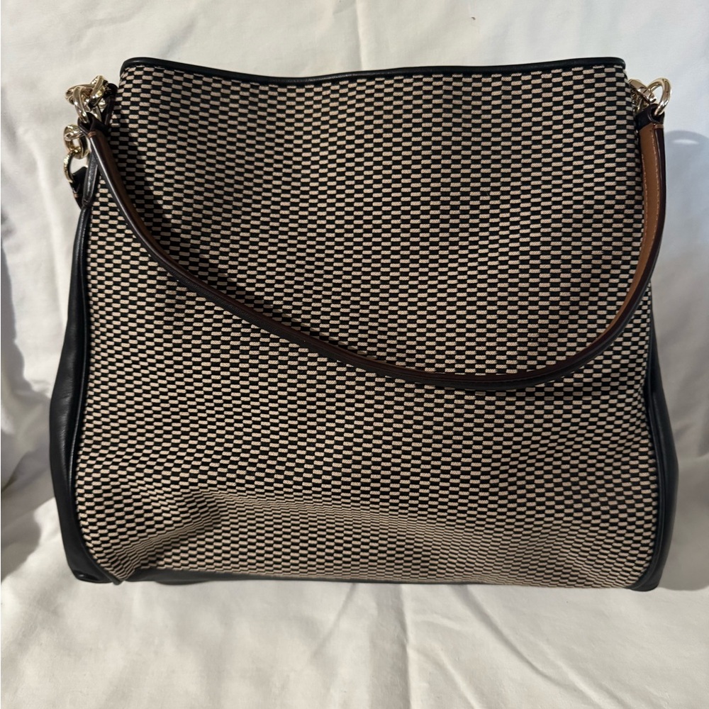 NWOT Coach Phoebe Jacquard Print Purse.